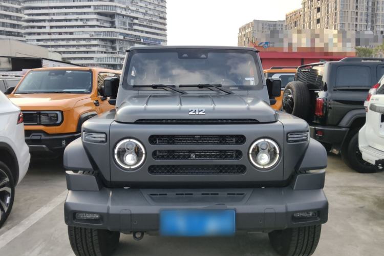 Used 212 T01 2024 2.0T Explorer
