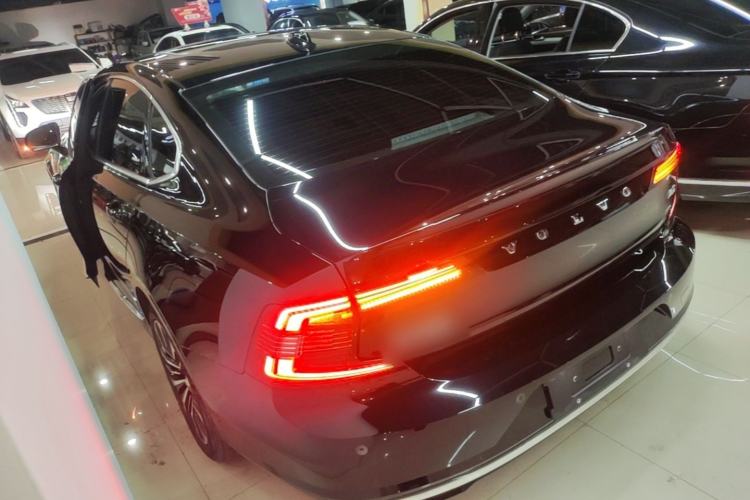 Used Volvo S90 2024 B5 Zhiyi Luxury Edition Rear Left 45 Deg