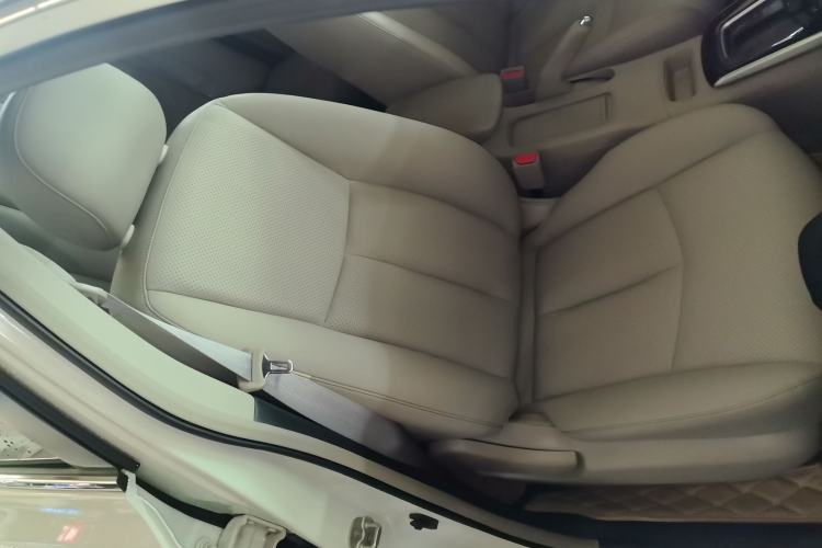 Used Nissan Sylphy 2016 1.6 XL CVT Luxury Edition Right Front Seat