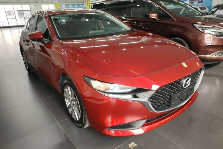 Used Mazda 3 Axela 2021 2.0L Automatic Zhiqing Edition Front Right 45 Deg