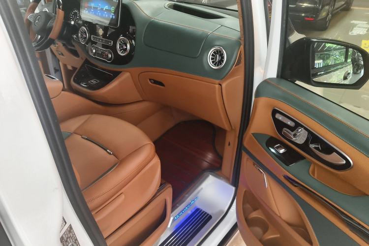 Used Mercedes-Benz Vito 2021 2.0T Business Version 7 Seats
