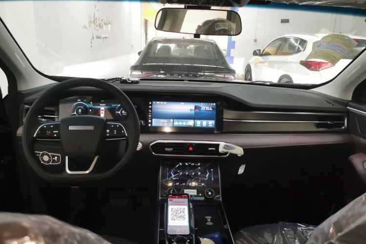 Used JETOUR X90 PLUS 2025 1.6TD DCT Luxury Edition 7-Seater
