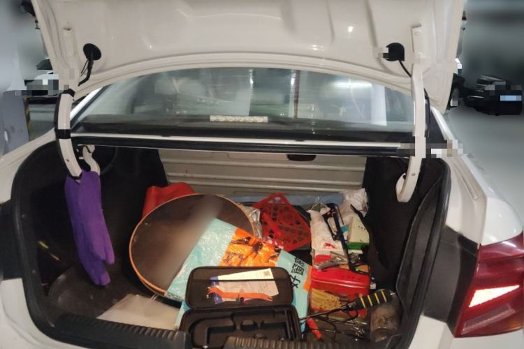 Used Volkswagen Jetta 2017 1.5L Automatic Fashion Model Trunk