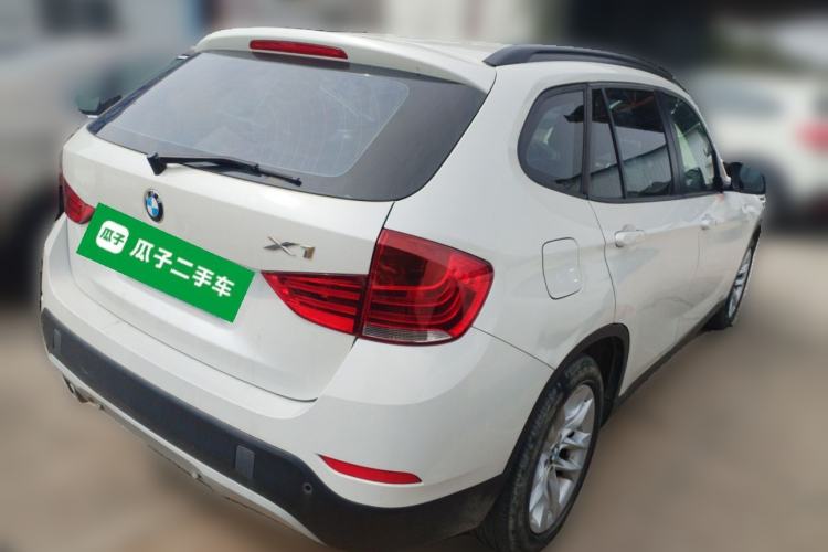 Used BMW X1 2015 sDrive18i Fashion Upgrade Edition Rear Right 45 Deg