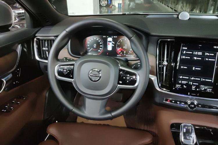 Used Volvo S90 2021 B5 Zhiyuan Luxury Edition
