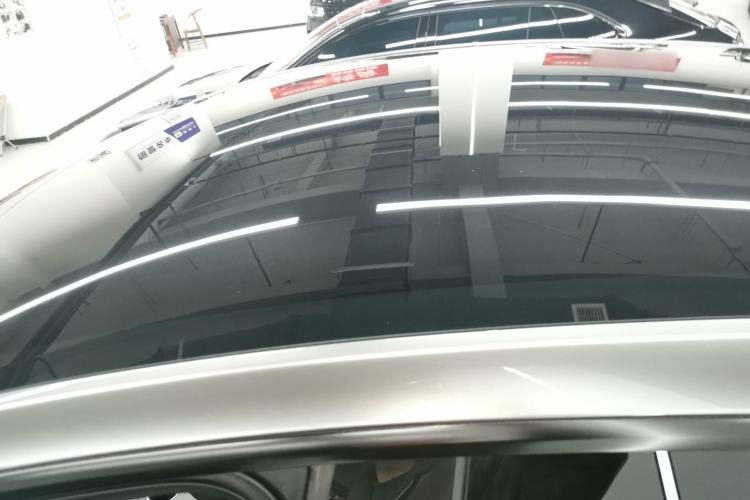 Used Tesla Model Y 2023 Rear-Wheel-Drive Version
