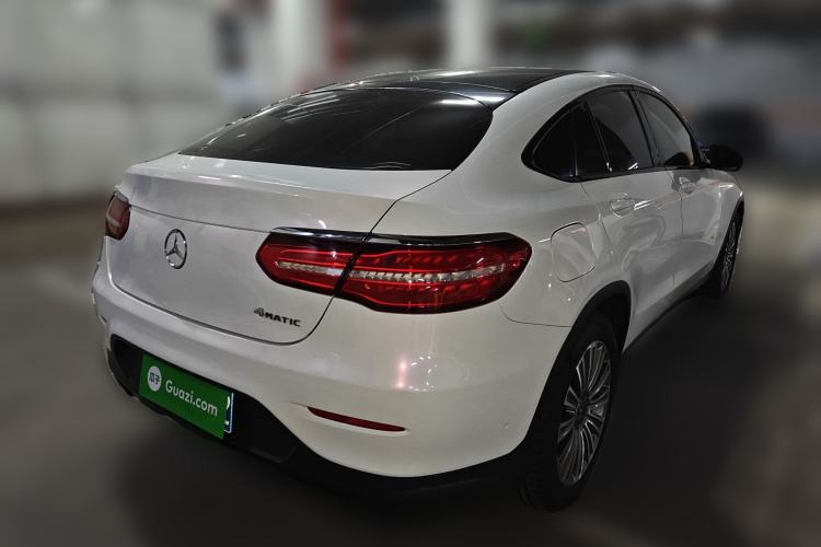 Used Mercedes-Benz GLC Coupe 2017 GLC 200 4MATIC Coupe SUV
