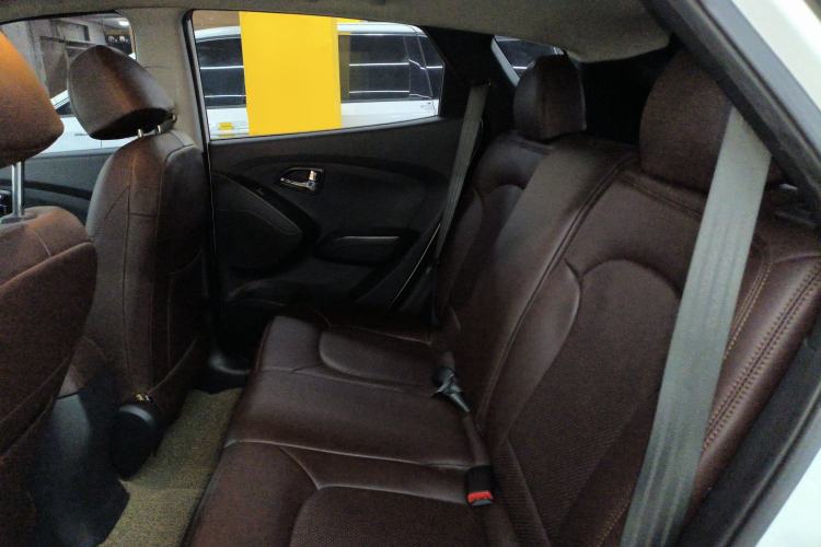 Used Hyundai ix35 2015 2.0L Automatic 2WD Comfort Edition China IV Standard