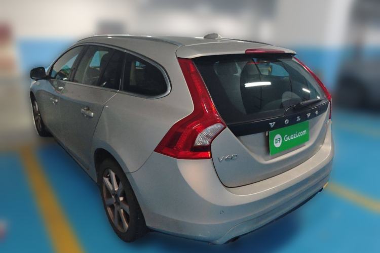 Used Volvo V60 2017 T4 Smart Edition China V Standard Rear Left 45 Deg