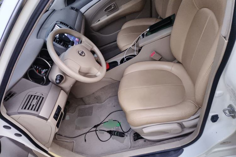 Used Nissan Sylphy 2012 Classic 1.6XE Automatic Comfort Edition Left Front Seat