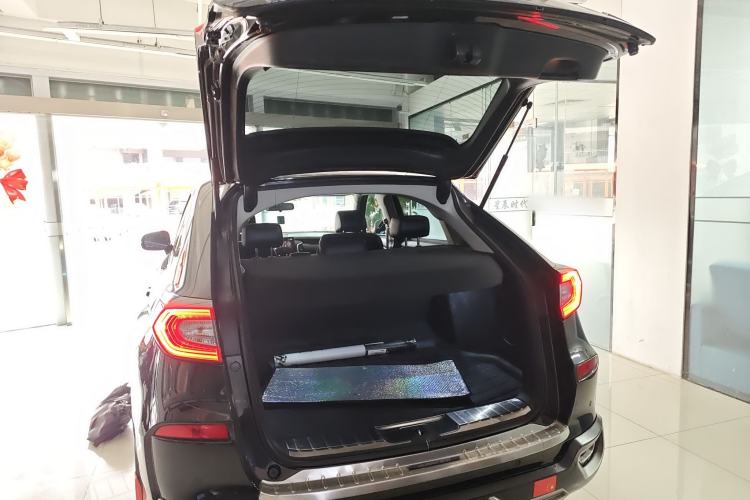 Used Honda Avancier 2017 240TURBO Two-Wheel Drive Comfort Version Trunk