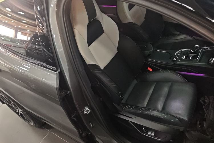 Used Lynk & Co 05 2020 2.0TD Two-Wheel Drive Shine Halo