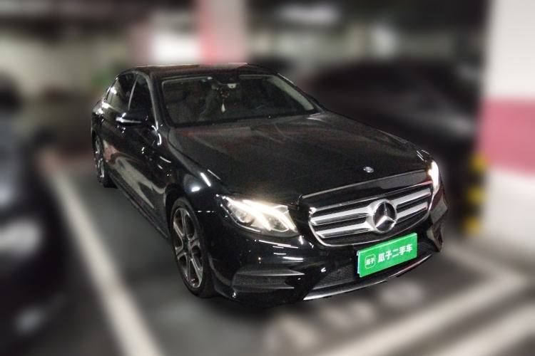Used Mercedes-Benz E-Class 2016 E 300 L Sporty and Stylish Model
