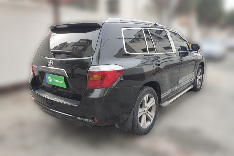 Used Toyota Highlander 2011 2.7L Two-Wheel Drive 7-Seater Luxury Edition Rear Right 45 Deg