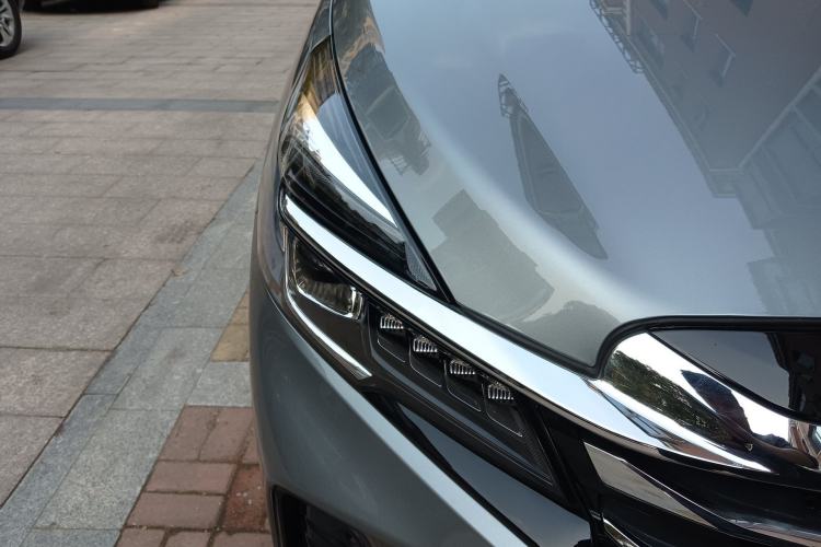 Used Buick GL8 2023 Land Executive Class Smart Enjoyment Model
