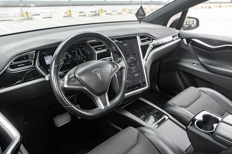 Used Tesla Model X 2016 X 75D
