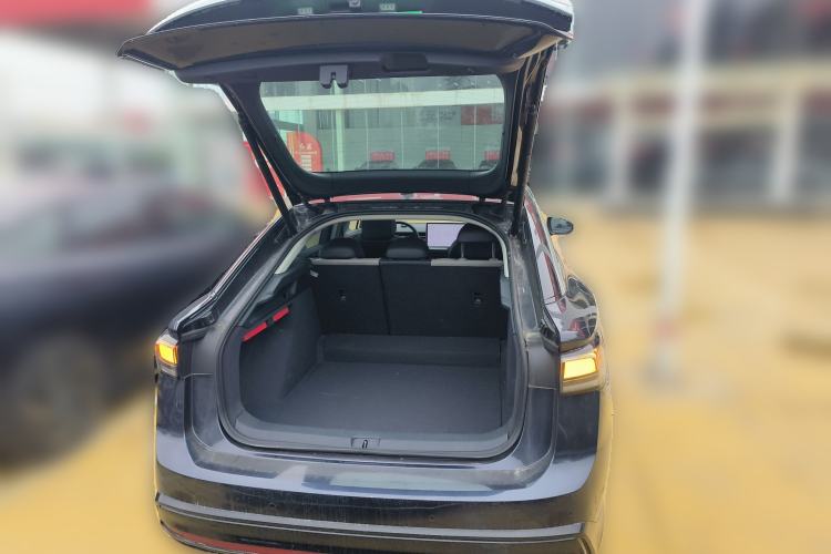 Used Volkswagen ID.7 VIZZION 2024 First Edition Trunk