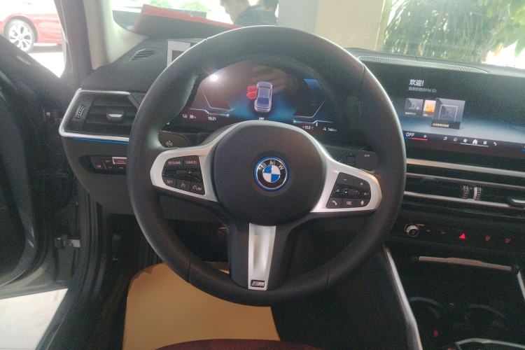 Used BMW i3 2024 eDrive 35 L
