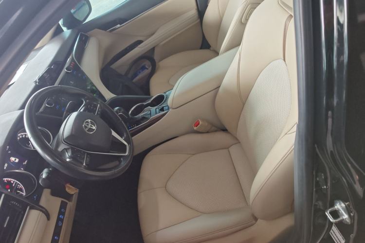 Used Toyota Camry 2019 2.0G Luxury Edition China VI Standard
