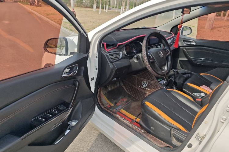 Used Baojun 310 2016 1.2L Manual Luxury Model