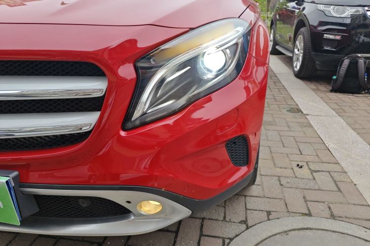 Used Mercedes-Benz GLA 2015 GLA 220 4MATIC Luxury Model Left Front Headlight