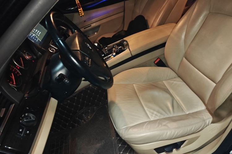 Used BMW 7 Series 2009 740Li Leading Model
