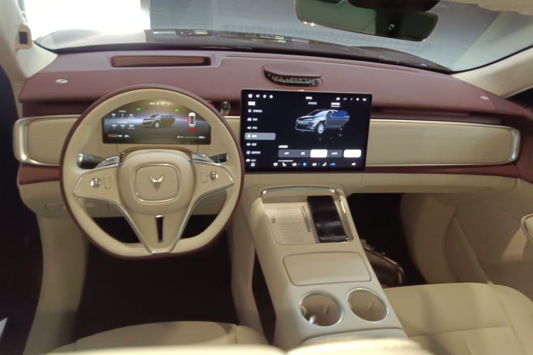 Used VOYAH COURAGE 2025 Model Four-Wheel-Drive Qiankun Edition Center Console