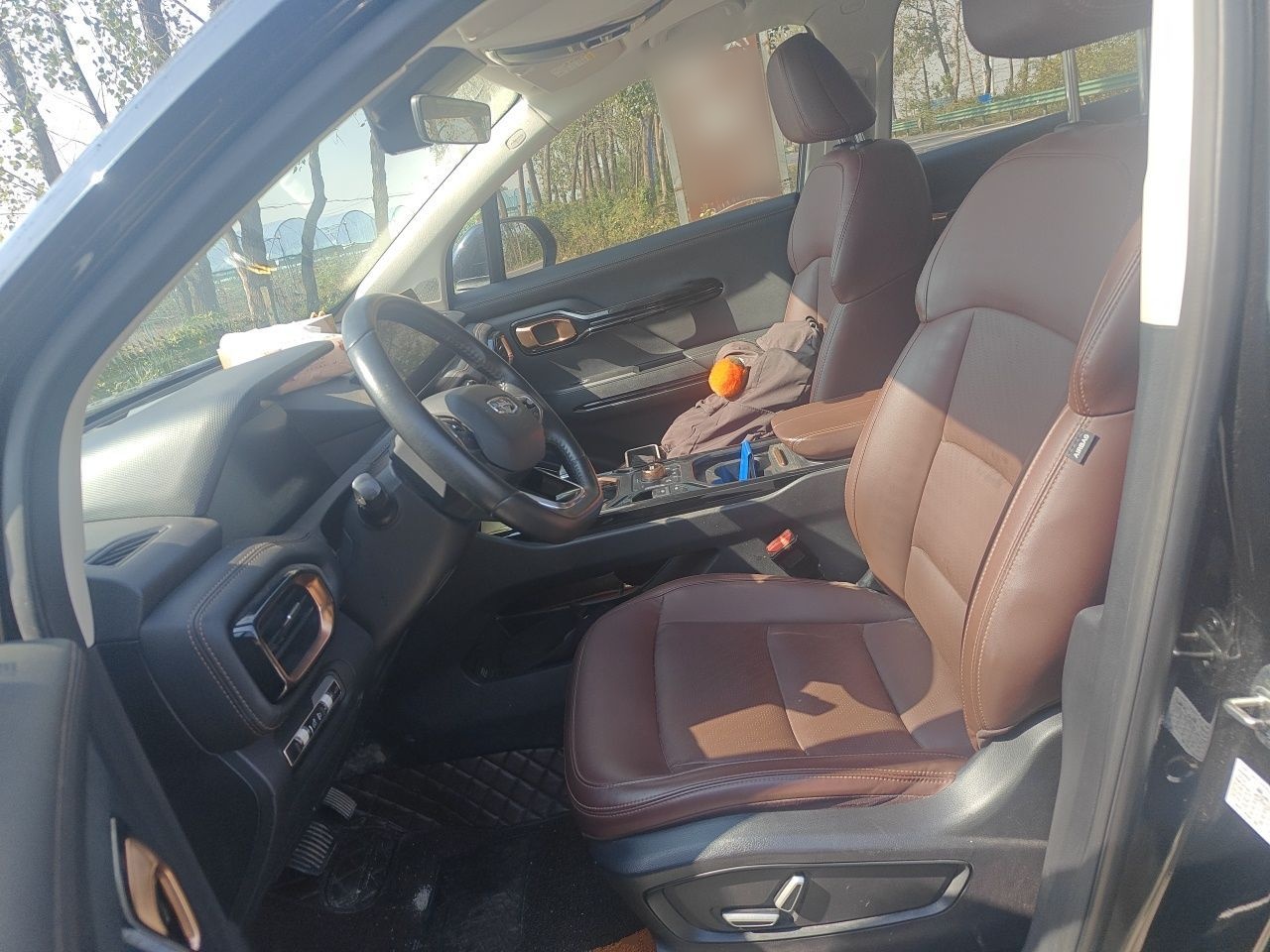 Geely Auto Haoyue 2022 1.8TD DCT Black Gold Limited Edition 7-Seater — снимка 15