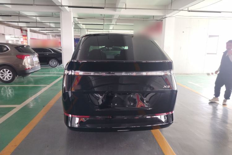 Used XPeng X9 2024 702 Ultra-Long Range Pro