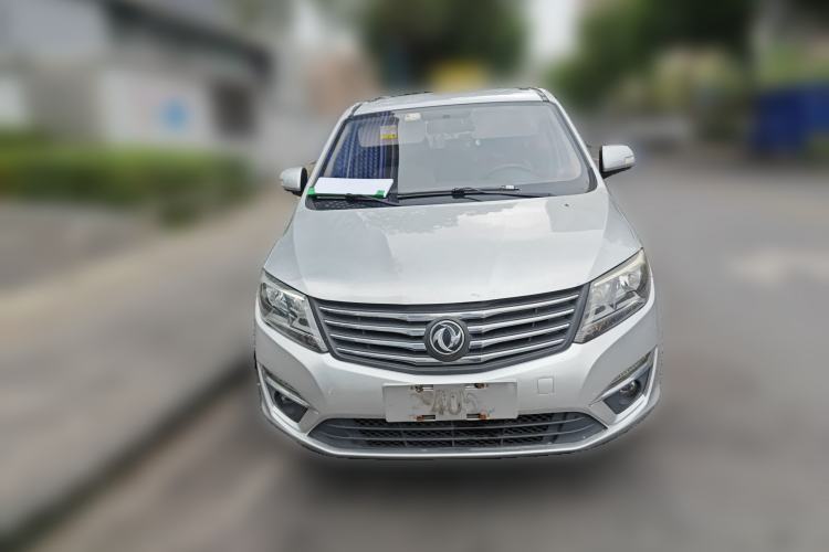 Used FORTHING S500 2016 1.6L Manual Luxury Edition Front