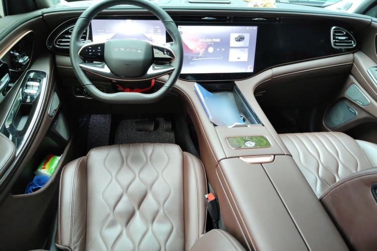 Used EXEED Lanyue 2023 400T Four-Wheel Drive Star Prestige Edition 6 Seats
