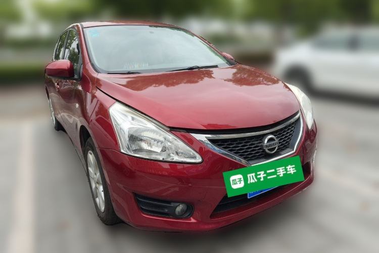 Used Nissan Tiida 2013 1.6L CVT Cool Cafe Edition Front Right 45 Deg