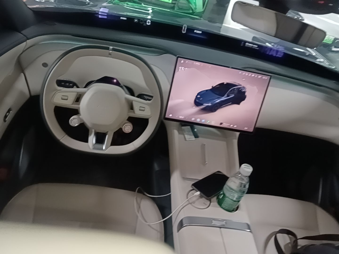 Xiaomi Auto YU7 2025 Ultra-Long Range All-Wheel Drive Pro Version — снимка 12