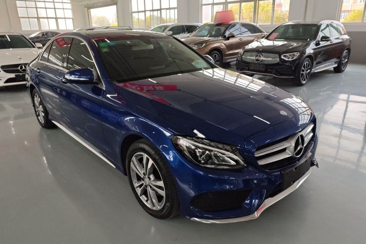 Used Mercedes-Benz C-Class 2017 Facelift C 200 L Sport Edition Front Right 45 Deg