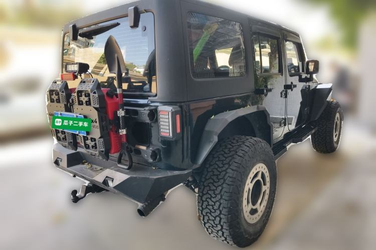 Used Jeep Wrangler 2015 3.0L Sahara Four-Door Edition