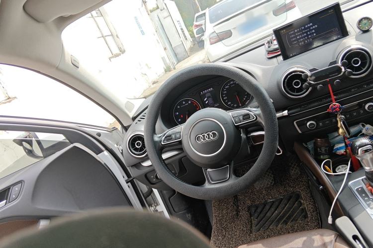 Used Audi A3 2015 Sportback 35 TFSI Millionth Anniversary Comfort Model Steering Wheel