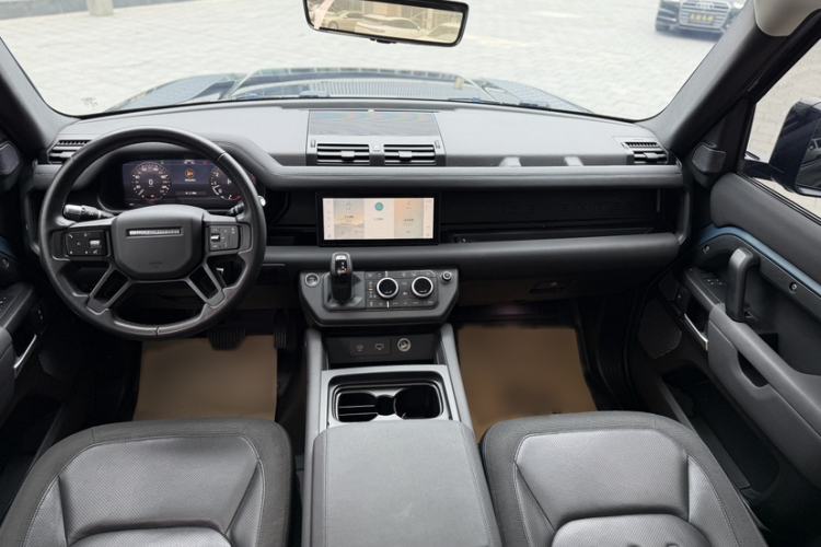 Used Land Rover Defender 2020 110 P400 SE
