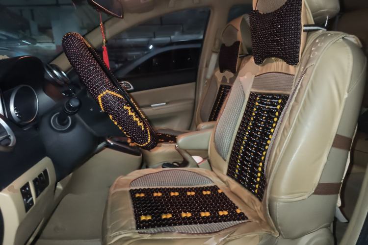 Used Haval H6 2011 2.0L Manual Two-Wheel Drive Elite Version