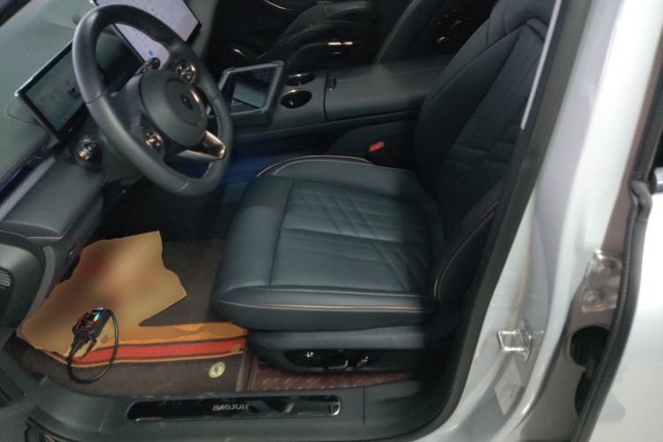 Used Baojun Enjoy 2025 Plug-in Hybrid 140km Luxury Edition