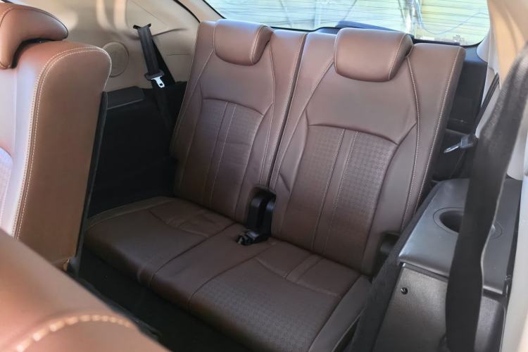 Used BYD S7 2016 2.0T Automatic Prestige Edition
