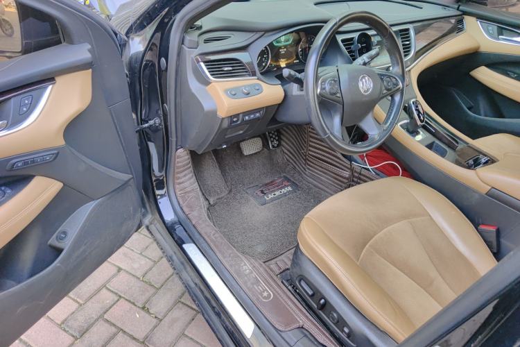 Used Buick LaCrosse 2016 20T Luxury Model Driver Seat