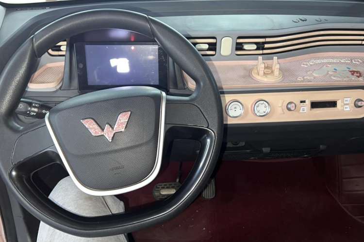 Used Wuling Hongguang MINIEV 2021 Macaron Premium Model – Lithium Iron Phosphate