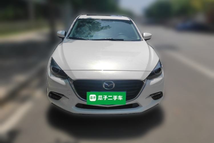 Used Mazda 3 Axela 2017 Sedan 1.5L Automatic Luxury Model Emission Standard China V