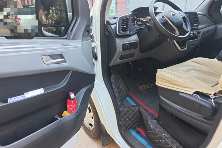 Used SAIC MAXUS Xintu V80 2025 PRO Aoyuntong 2.0T Automatic Long Wheelbase Ultra-Low Roof 6/7/8/9-Seater