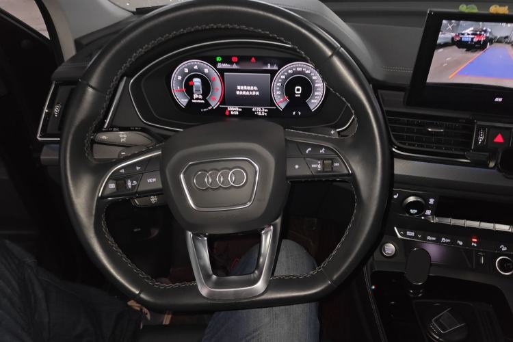 Used Audi Q5L 2022 Updated 40T Luxury Dynamic Edition Steering Wheel
