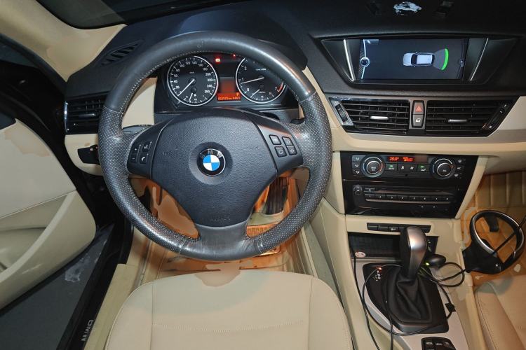 Used BMW X1 2012 sDrive18i Luxury Edition