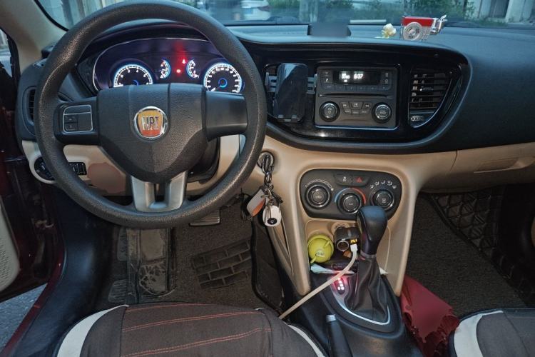Used Fiat Viaggio 2012 1.4T Automatic Enjoyment Edition

