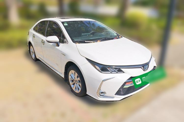 Used Toyota Corolla 2021 Dual-Motor 1.8L E-CVT Elite Edition Front Right 45 Deg