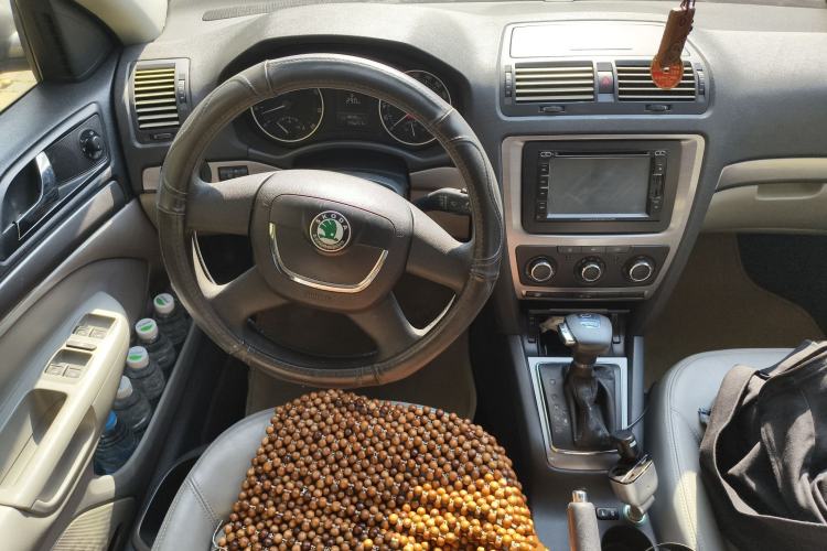 Used Skoda Octavia 2010 1.4TSI DSG Yijun Edition
