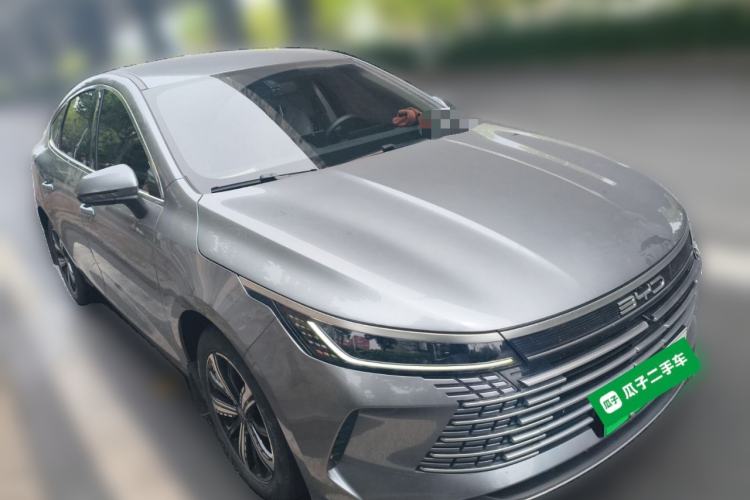 Used BYD Destroyer 05 2024 Honor Edition DM-i 120KM Luxury Model Front Right 45 Deg